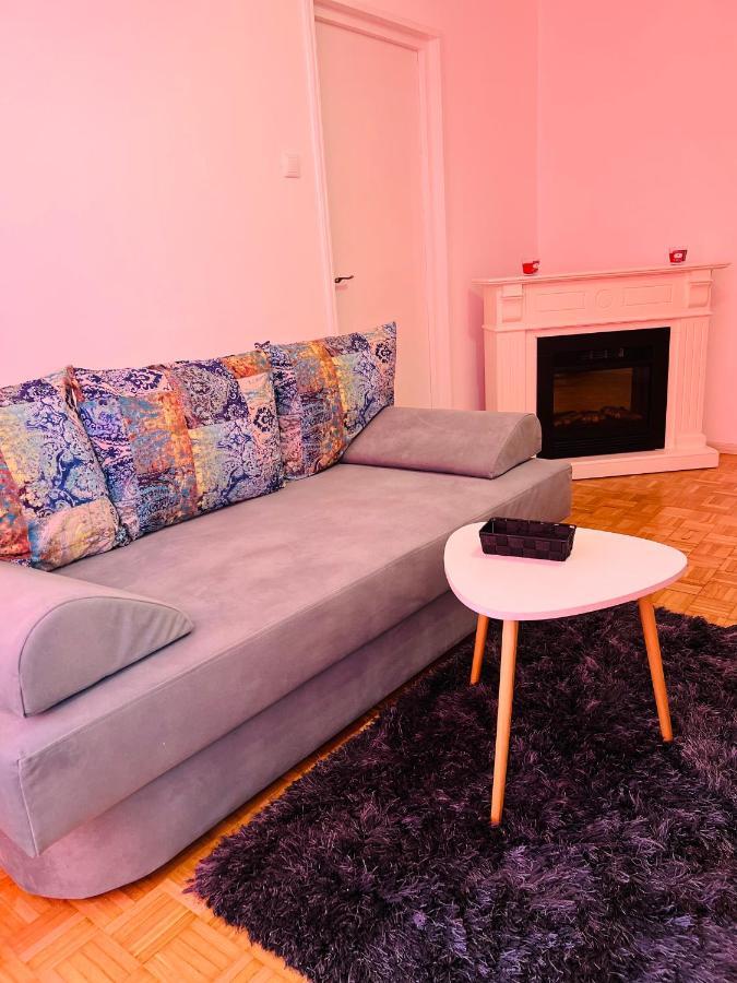 House24 Gari Appartement Braşov Buitenkant foto