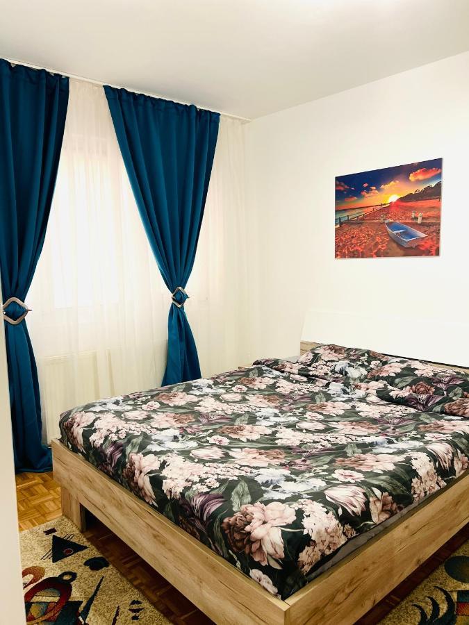 House24 Gari Appartement Braşov Buitenkant foto