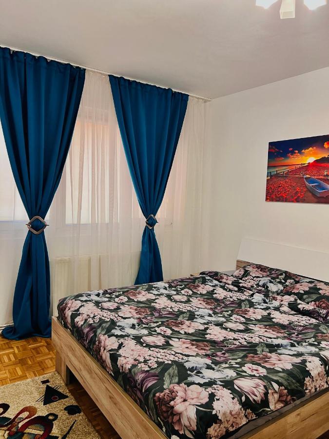 House24 Gari Appartement Braşov Buitenkant foto