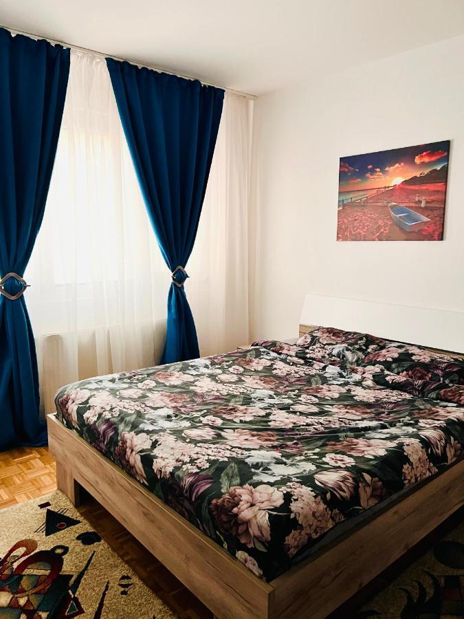 House24 Gari Appartement Braşov Buitenkant foto
